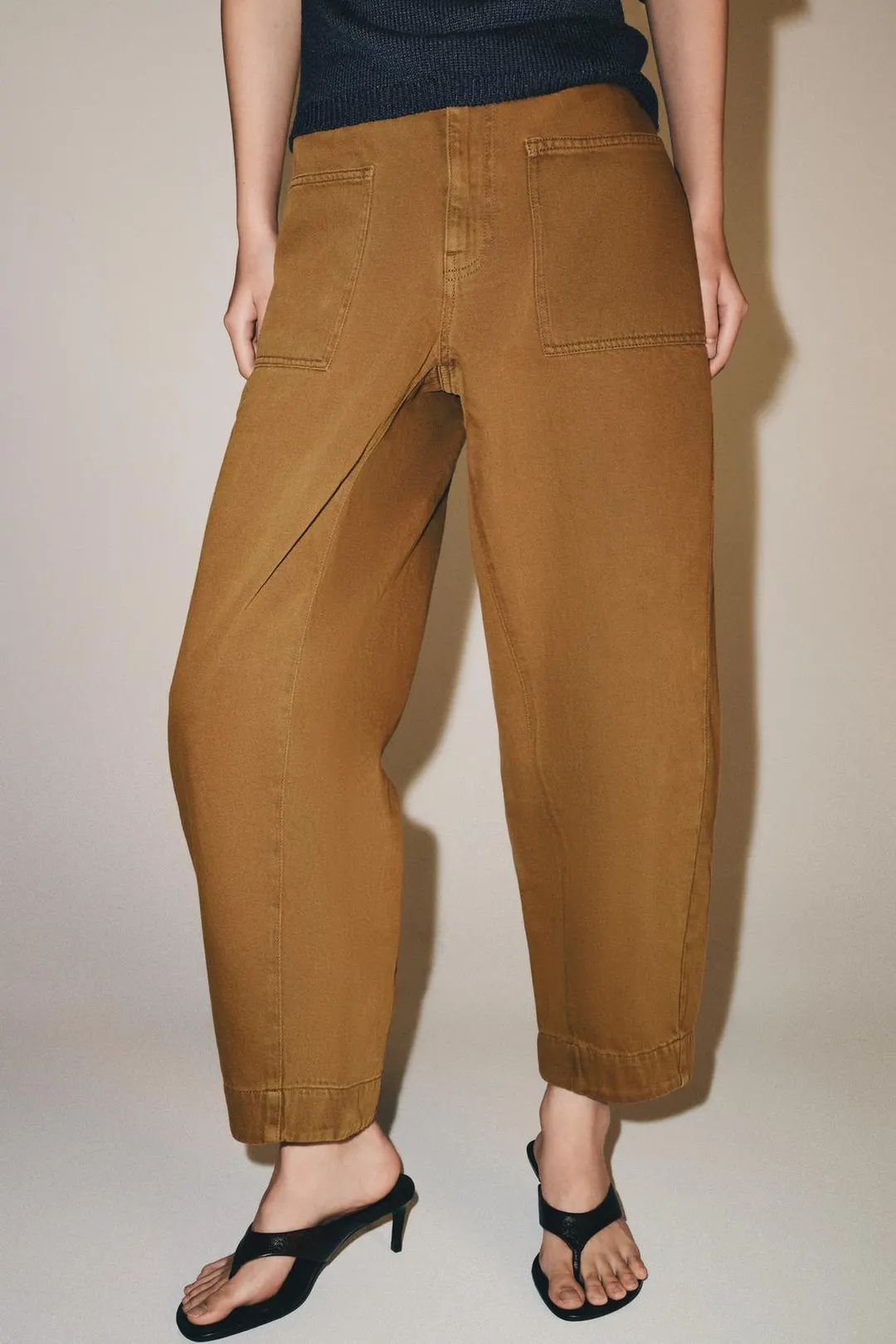 Брюки ZW Collection фасона barrel, Zara