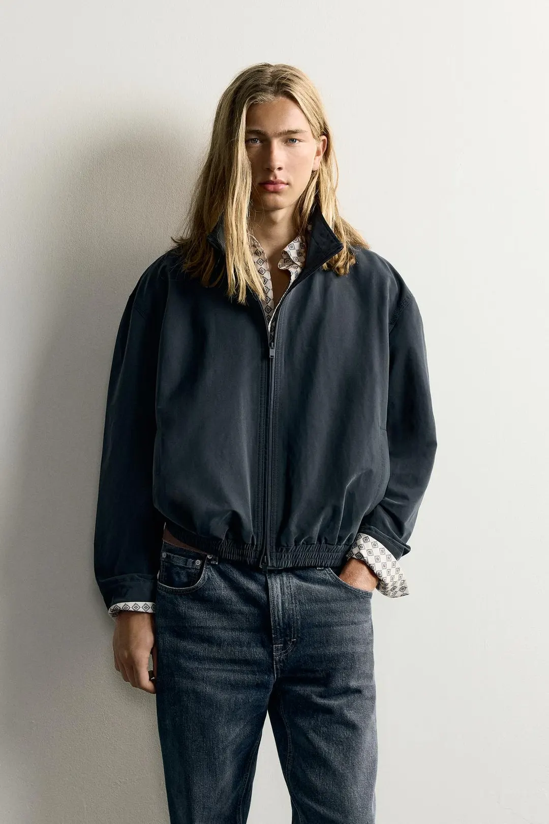 Легкая водоотталкивающая технологичная куртка, Zara