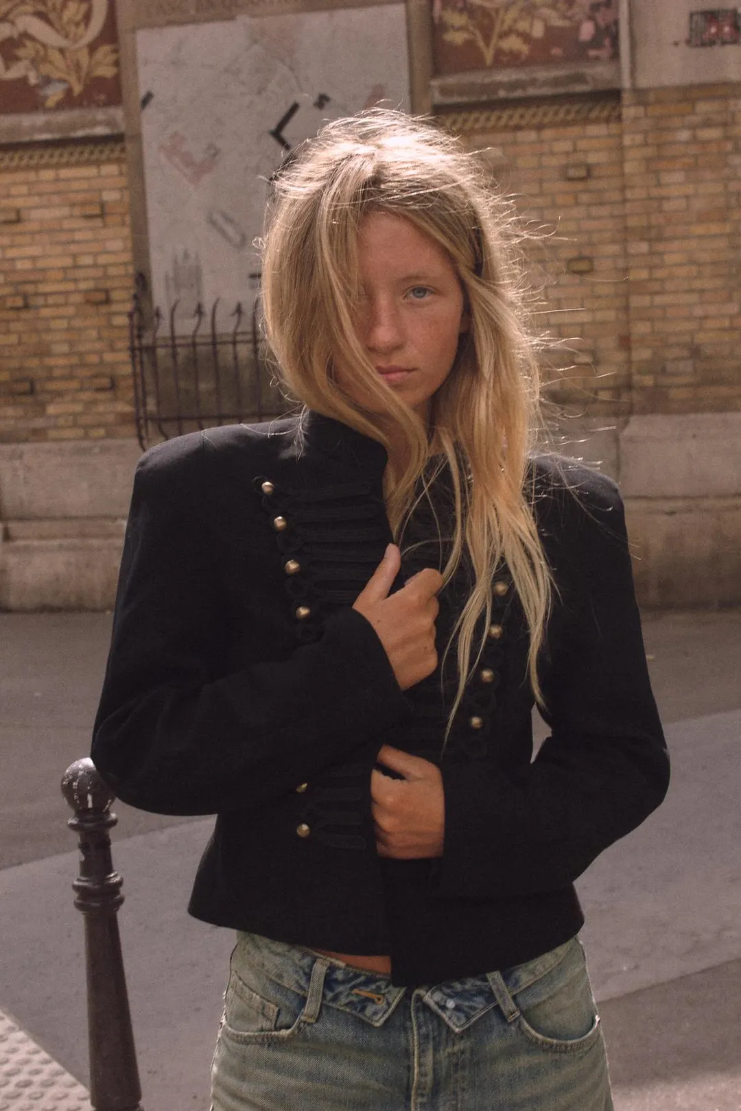 Блейзер костюмного кроя с подплечниками, Zara