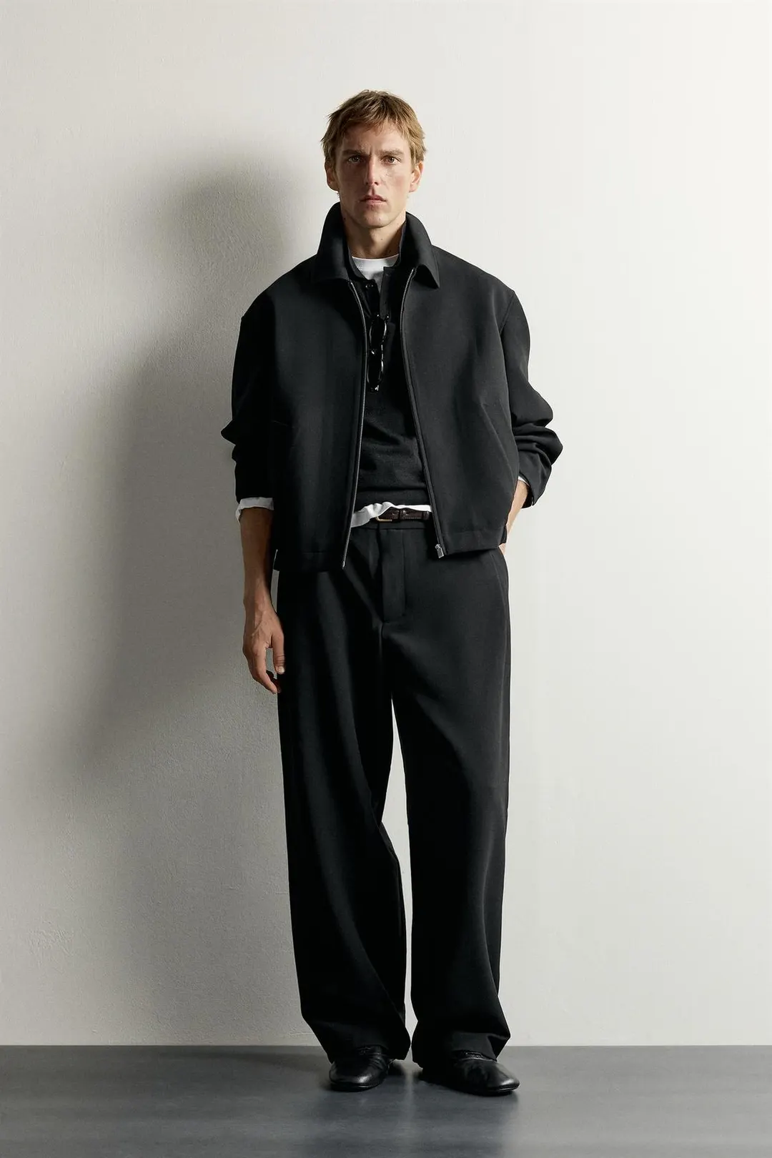 Брюки широкие с боковыми складками, Zara