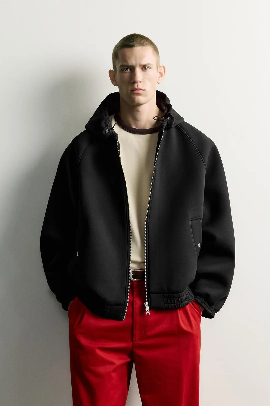 Технологичная куртка свободного кроя с капюшоном, Zara