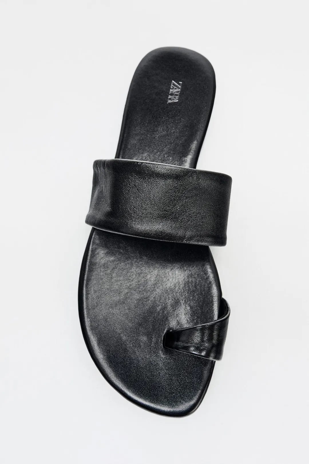 Кожаные сандалии без каблука, Zara