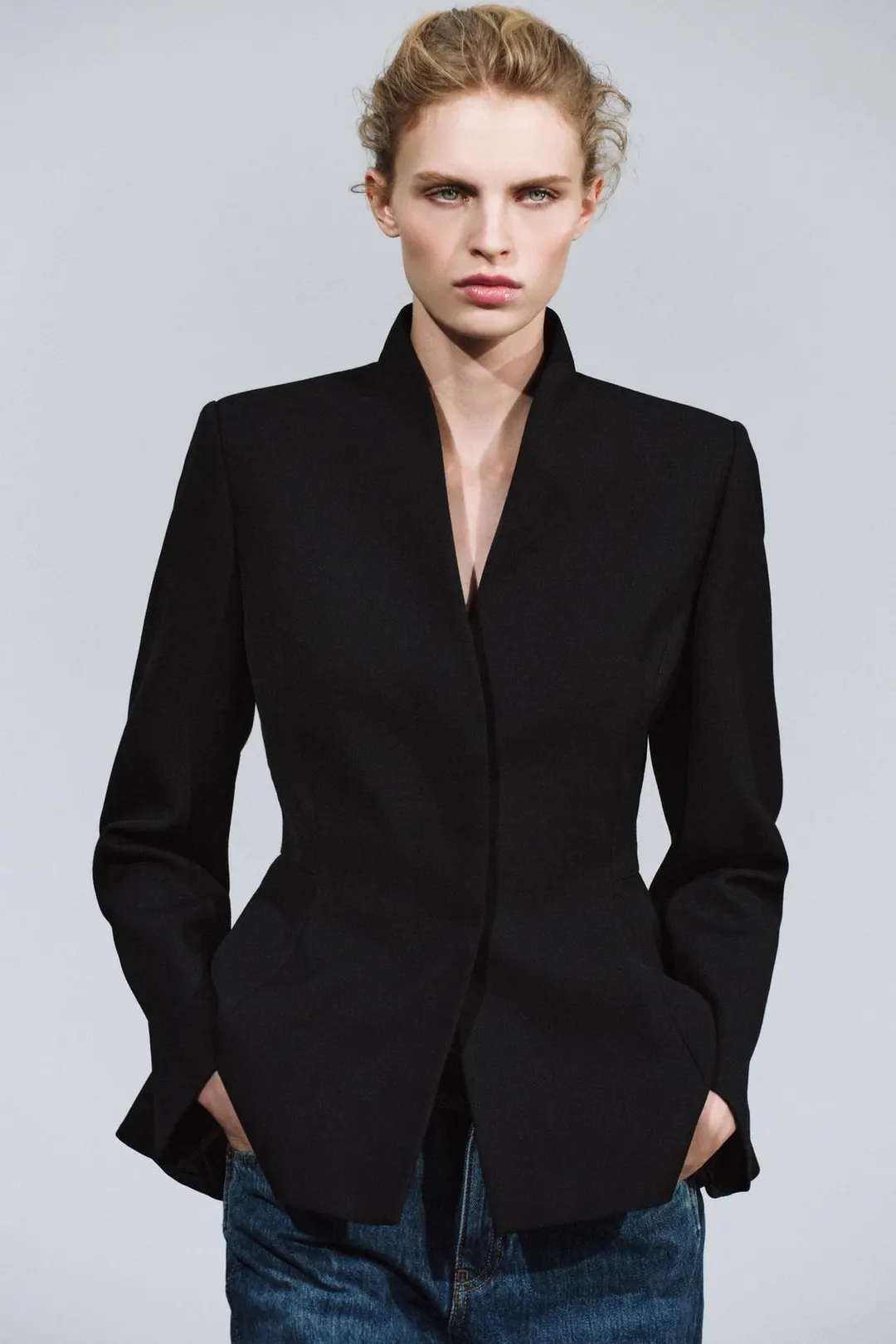 Блейзер с баской из смесовой шерсти ZW Collection, Zara