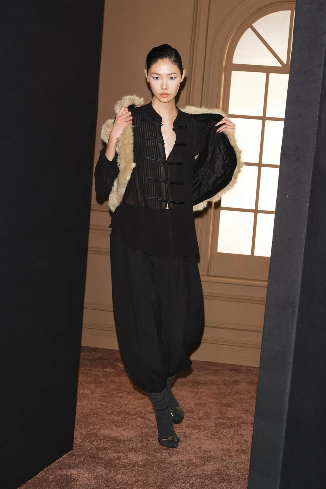 Рубашка с манишкой и застежкой на узелки ZW Collection, Zara