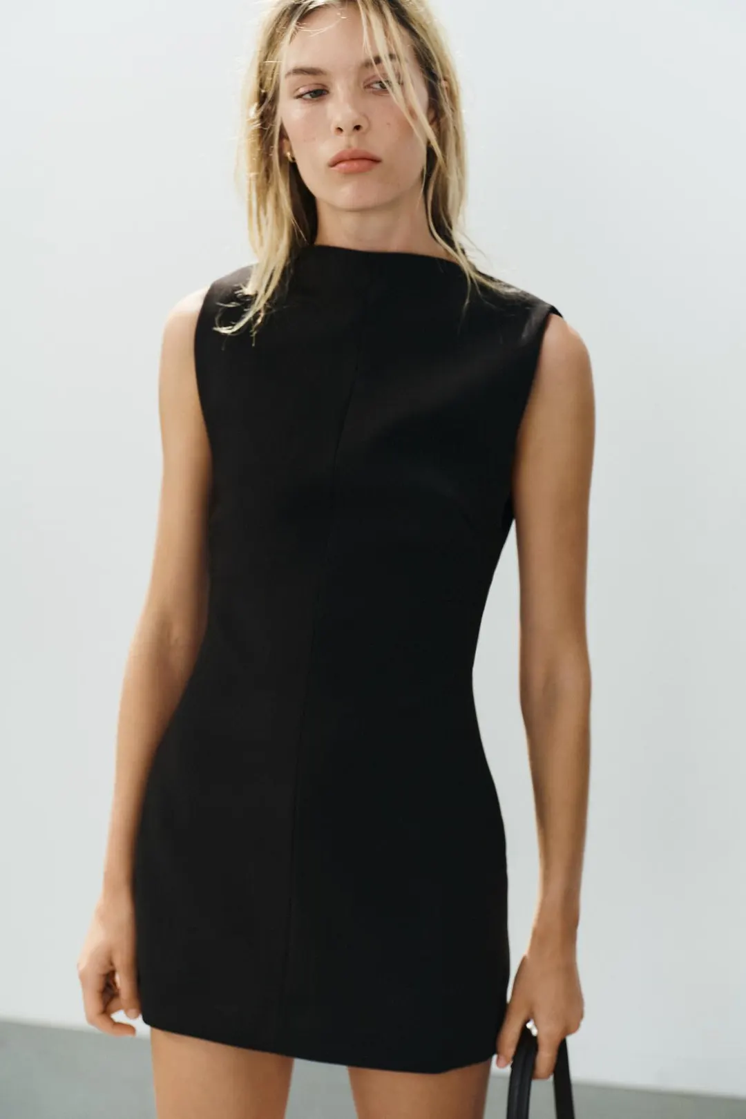 Короткое платье с высоким воротником, Zara