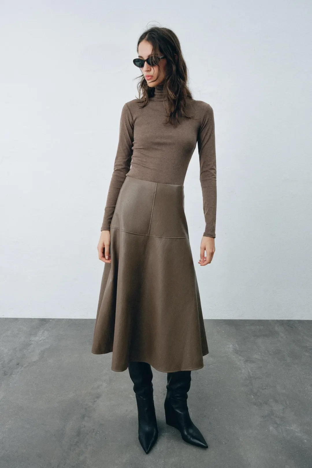 Футболка с воротником-стойкой, Zara