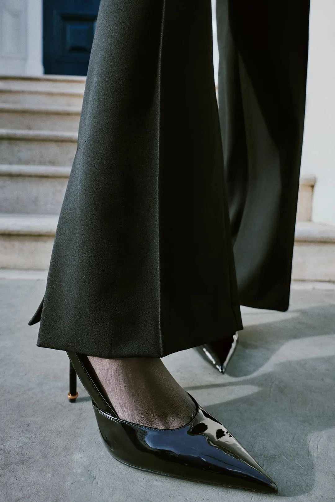 Туфли на каблуке с металлической деталью, Zara