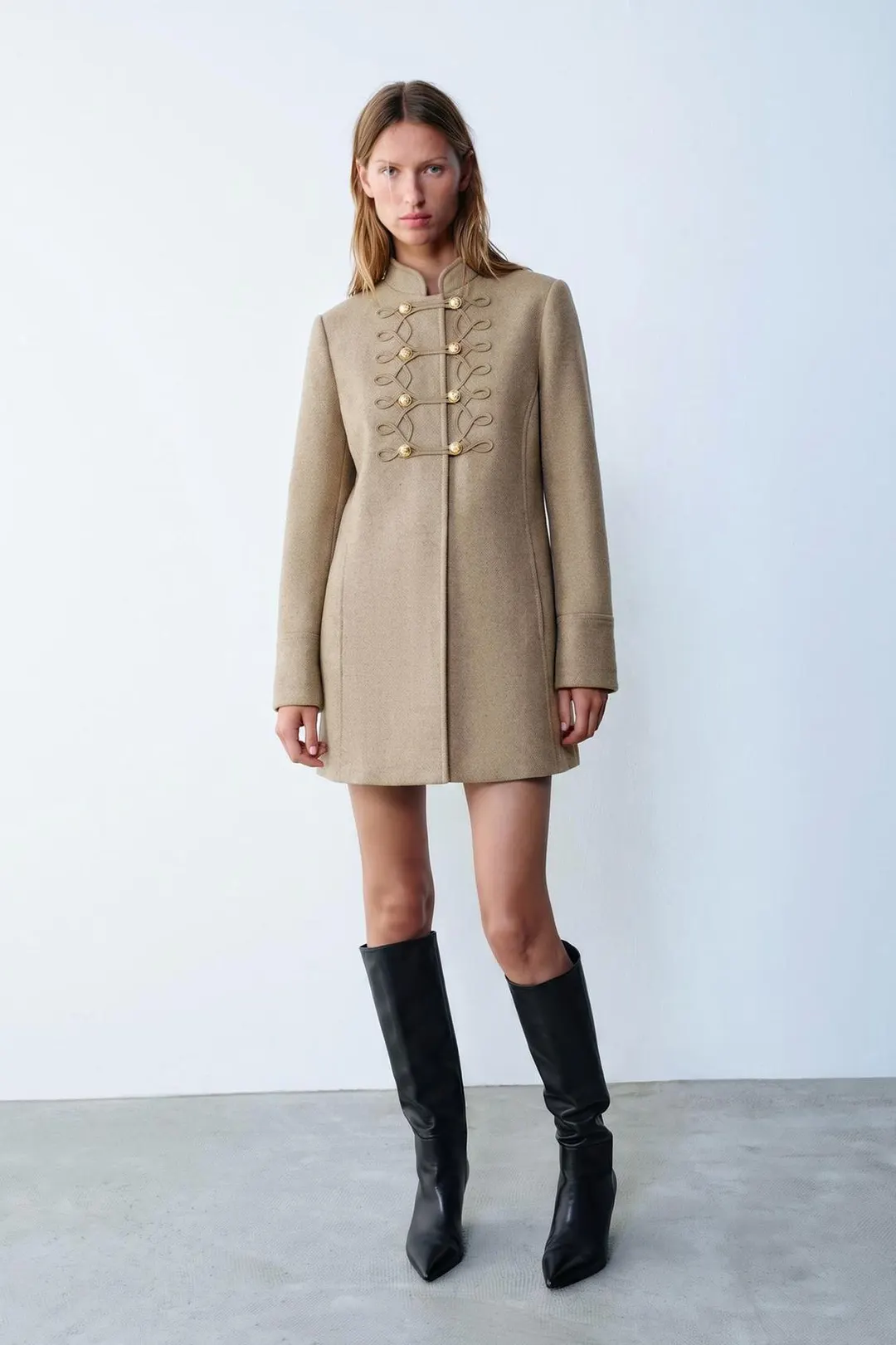 Пальто из смесовой шерсти с застежкой на клеванты, Zara