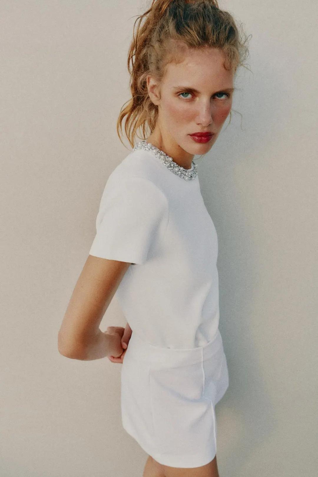 Трикотажный топ с декоративными бусинами, Zara