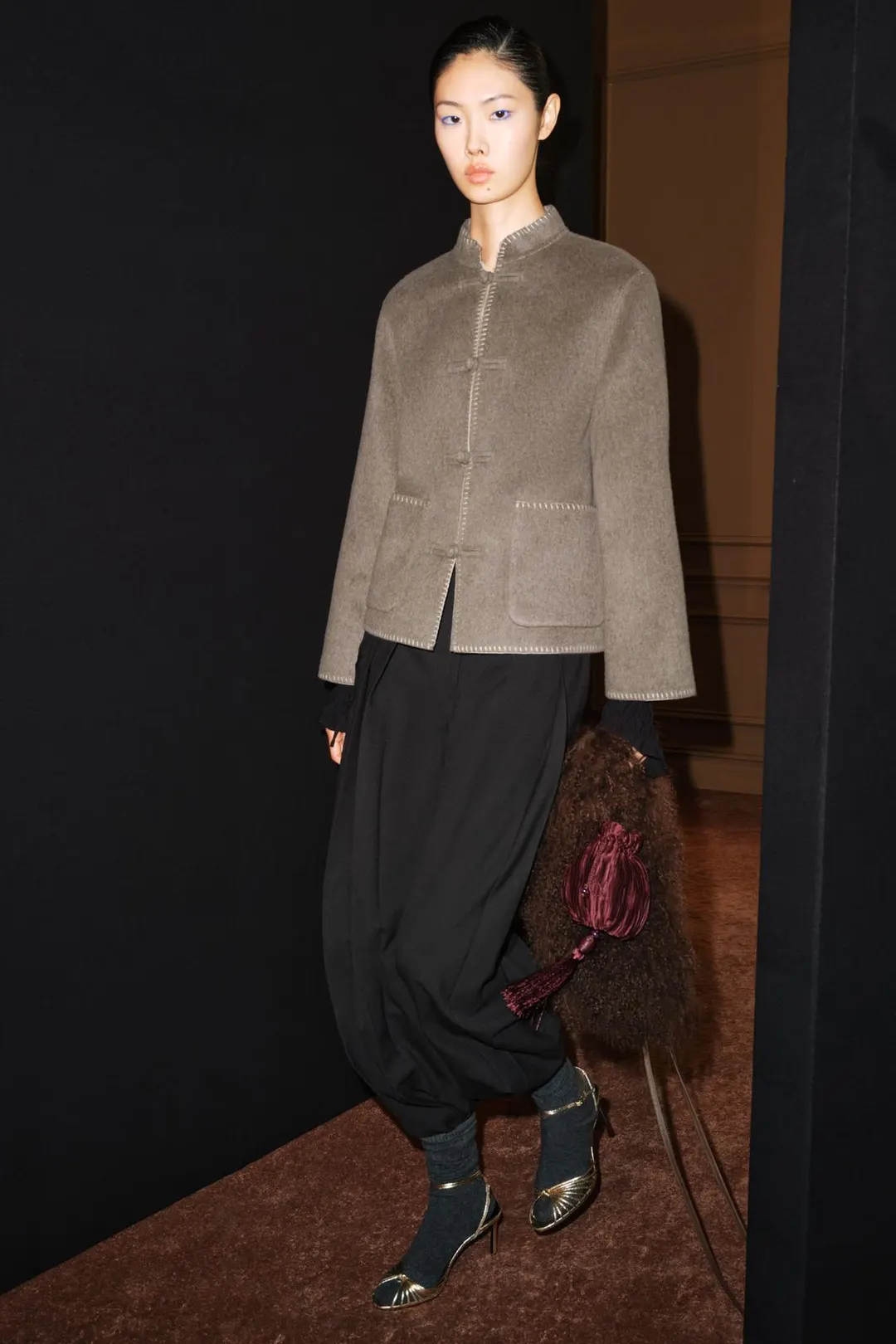 Жакет из смесовой шерсти с застёжкой-клевант ZW Collection, Zara