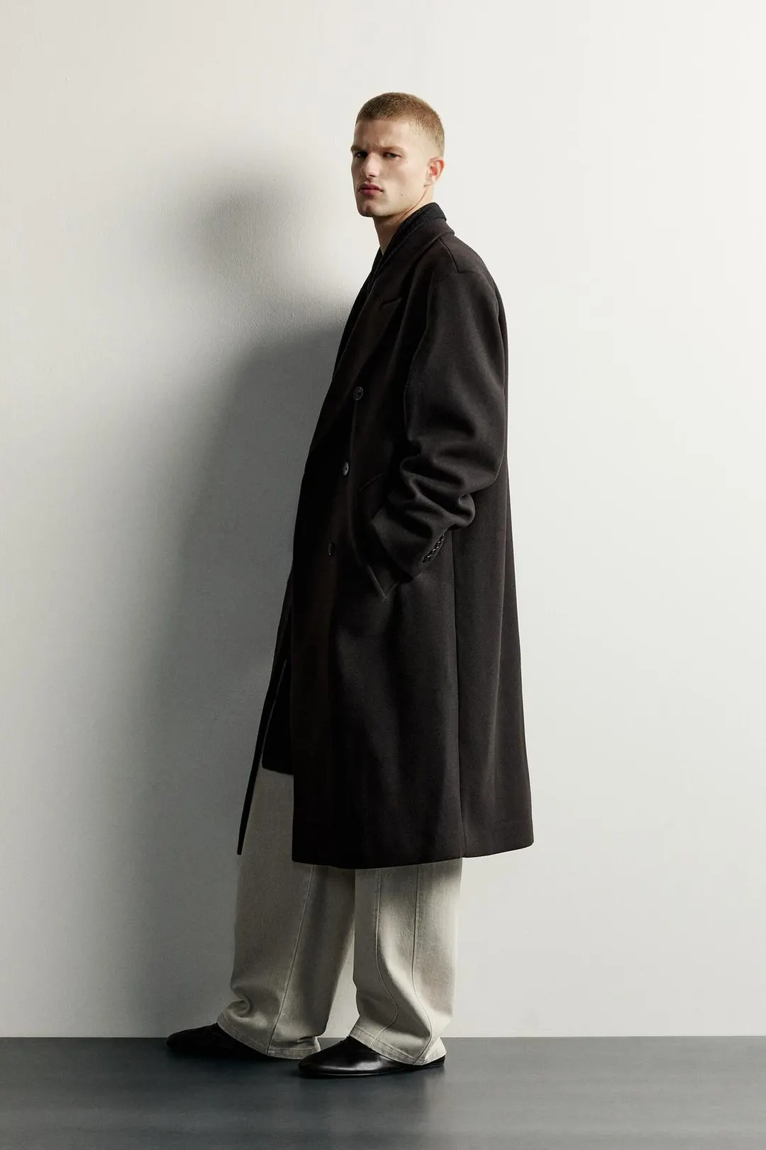 Двубортное пальто из смесовой шерсти, Zara