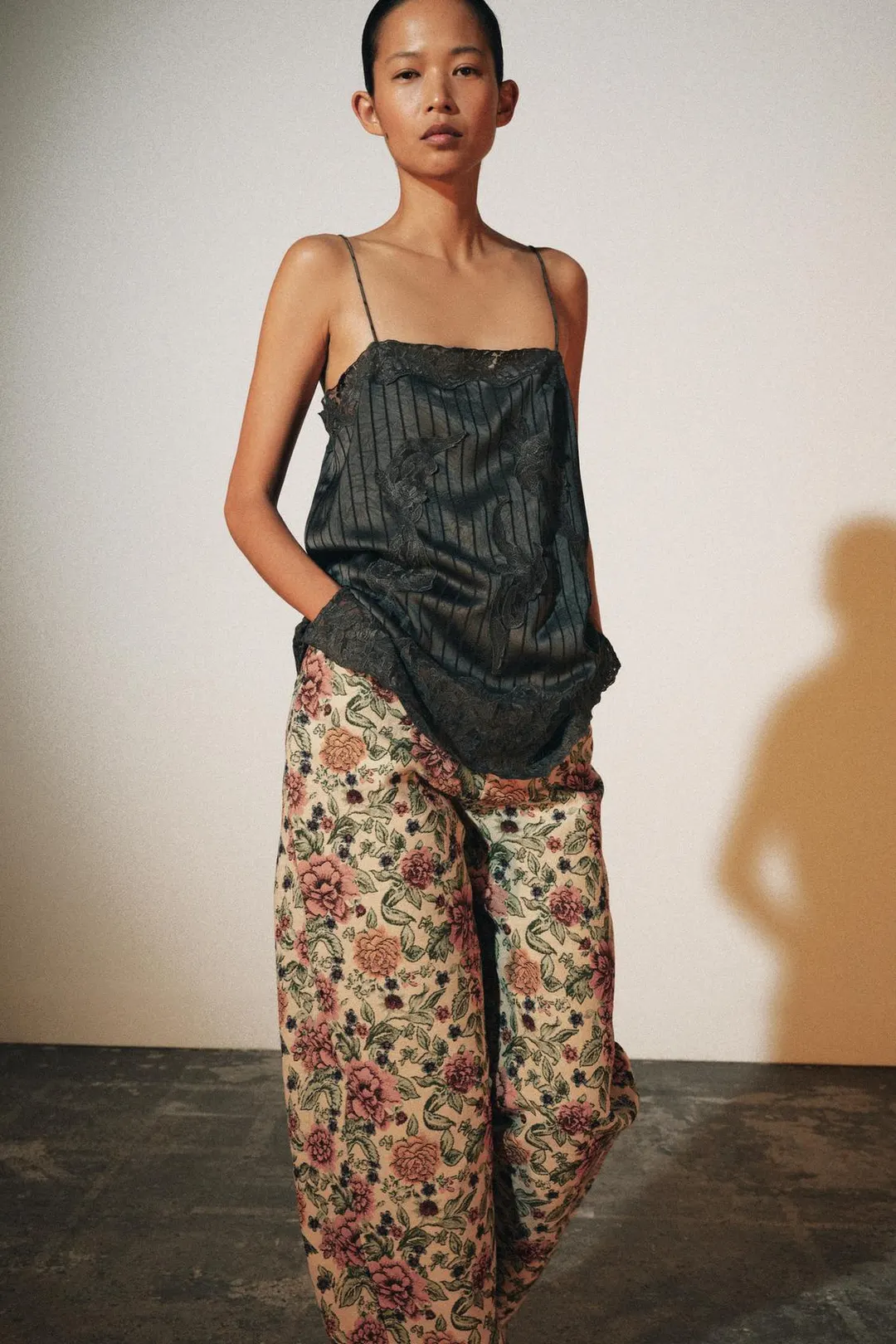 Топ атласный с кружевом ZW Collection, Zara
