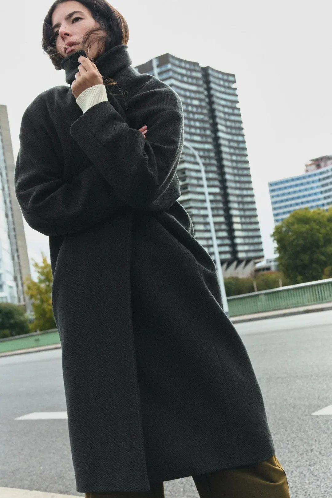 Пальто оверсайз из смесовой шерсти, Zara