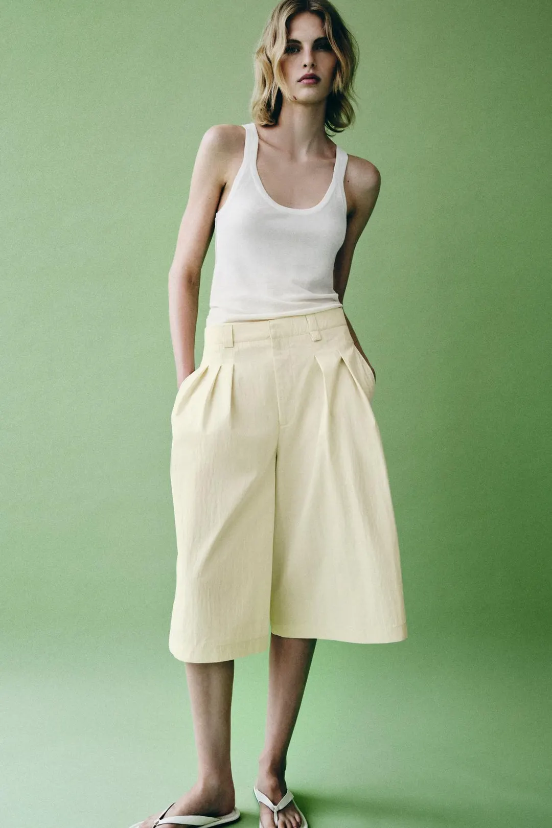 Кожаные сандалии без каблука, Zara