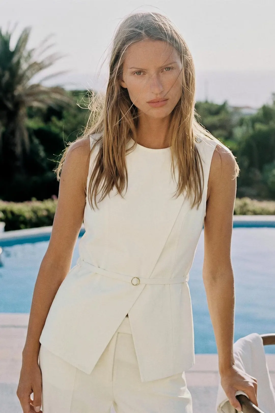Жилет джинсовый с запахом и поясом Z1975, Zara