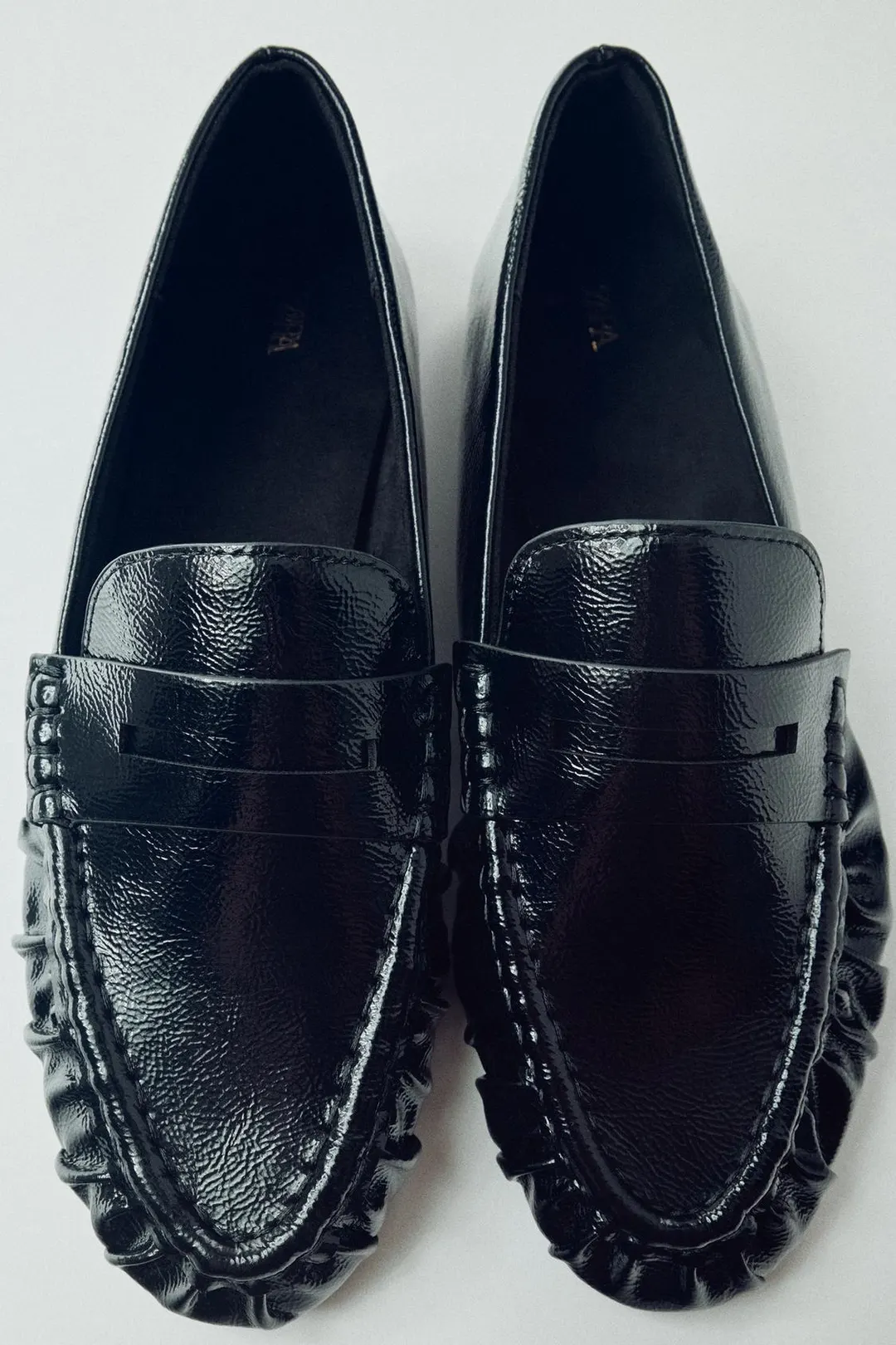 Лоферы со сборками, Zara