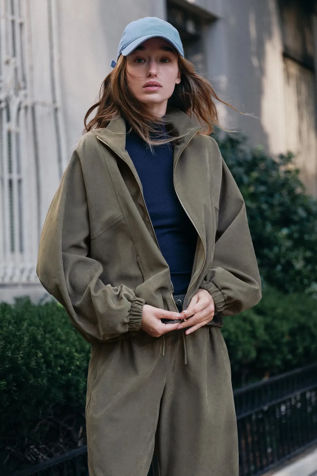 Куртка-бомбер с высоким воротником, Zara