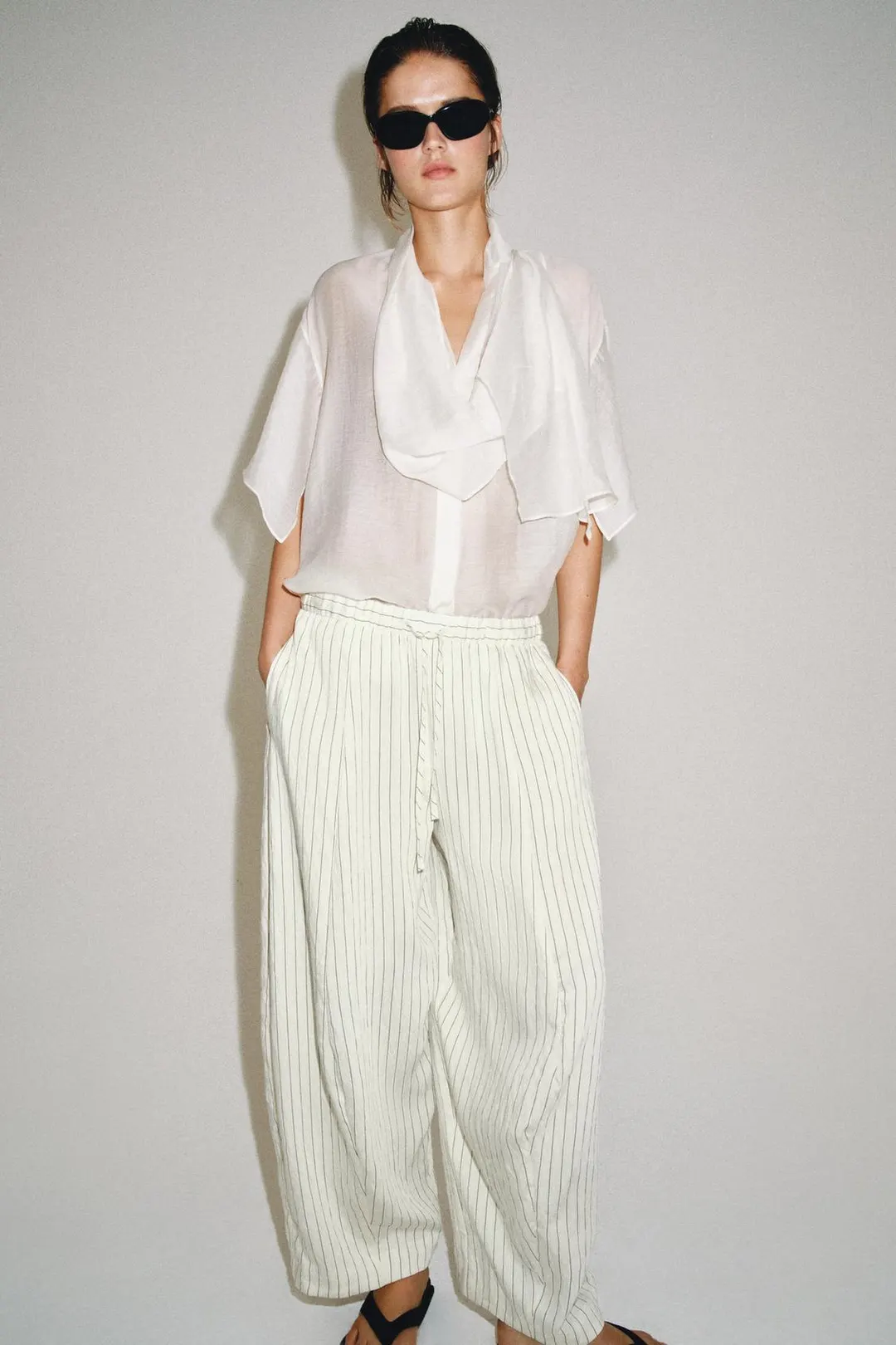 Брюки ZW Collection фасона barrel, Zara
