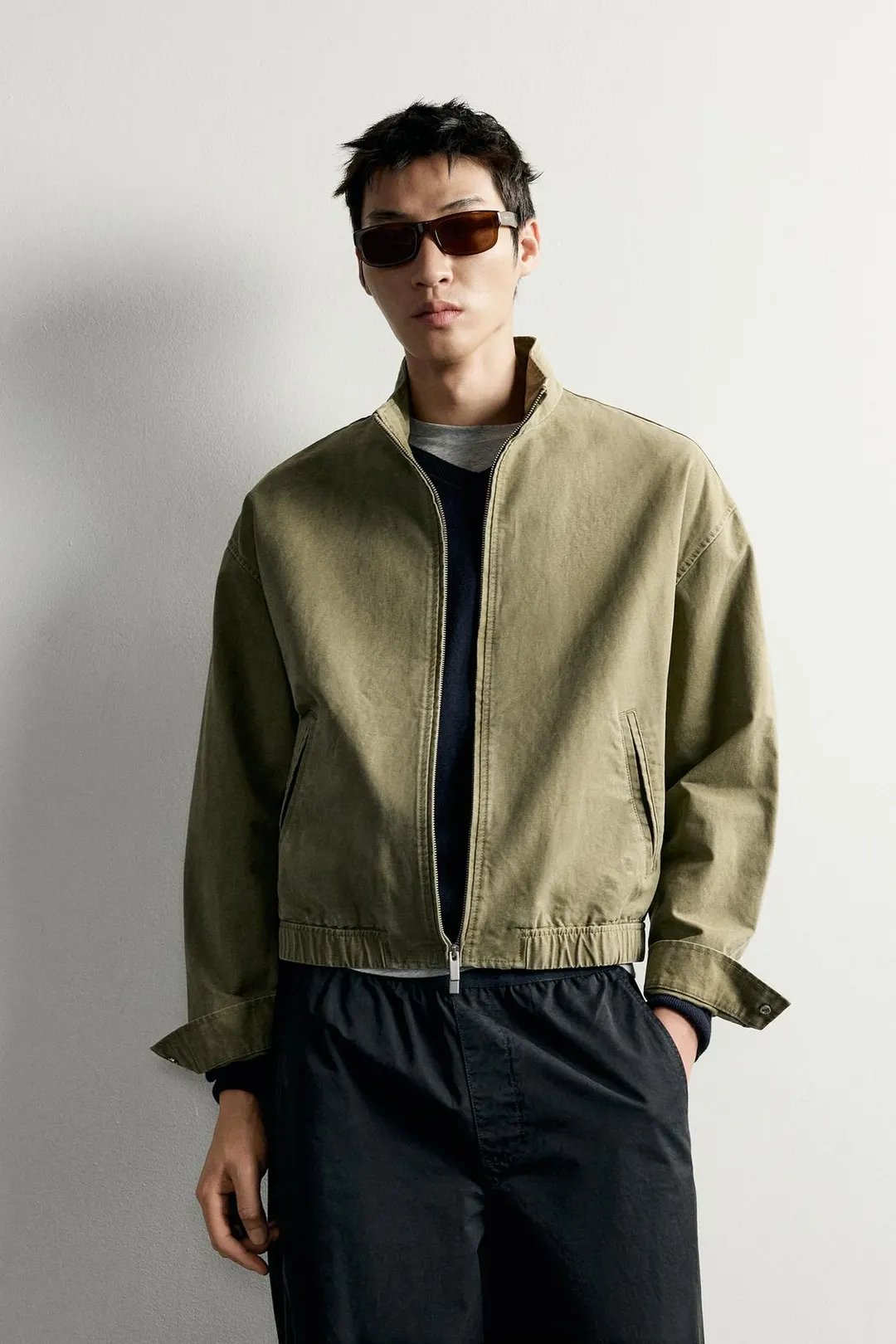 Укороченная куртка с эффектом стирки, Zara