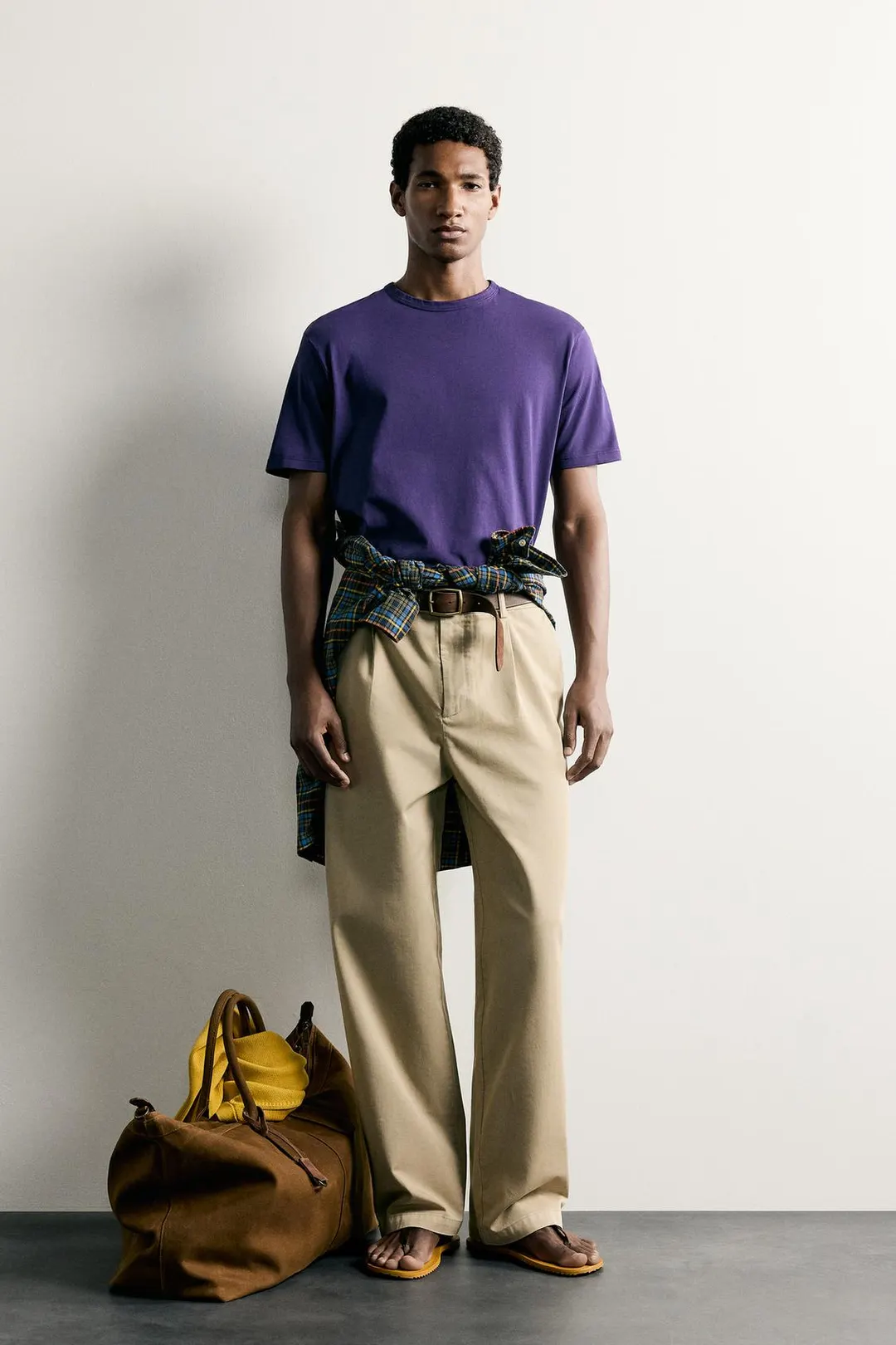 Футболка стандартного кроя с эффектом стирки, Zara