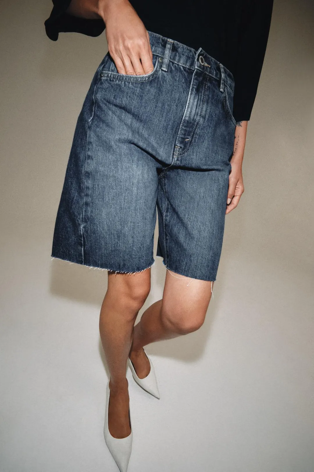 Джинсовые бермуды ZW Collection свободного кроя со средней посадкой, Zara