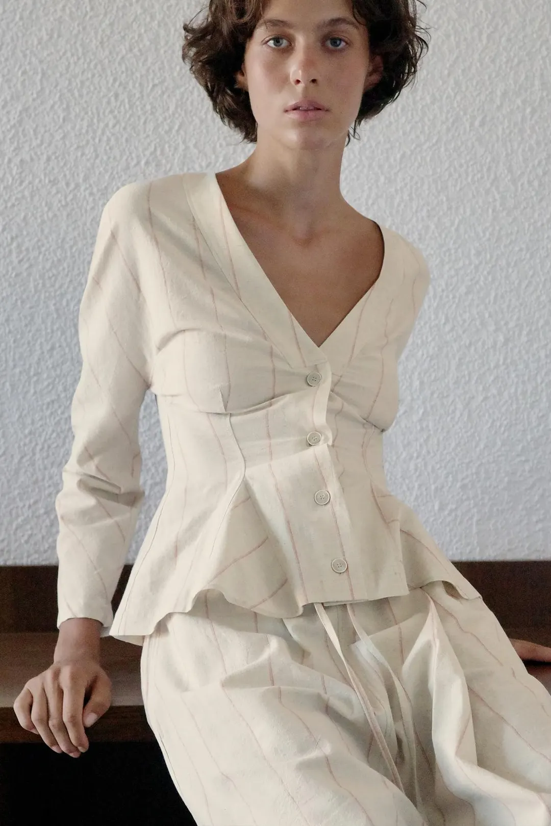 Приталенная блузка в полоску из смесового льна, Zara