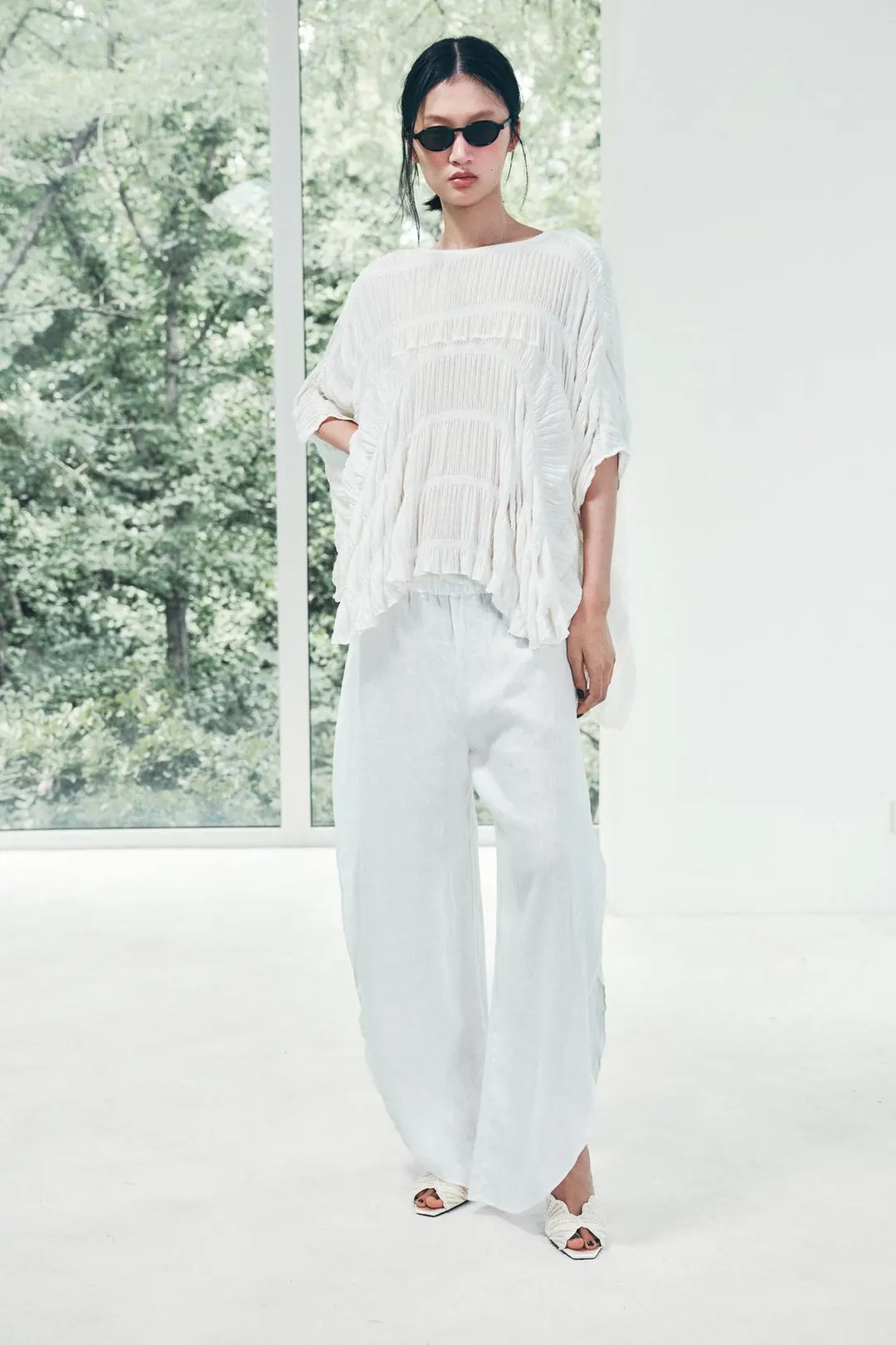 Брюки из 100% льна с разрезами ZW Collection, Zara