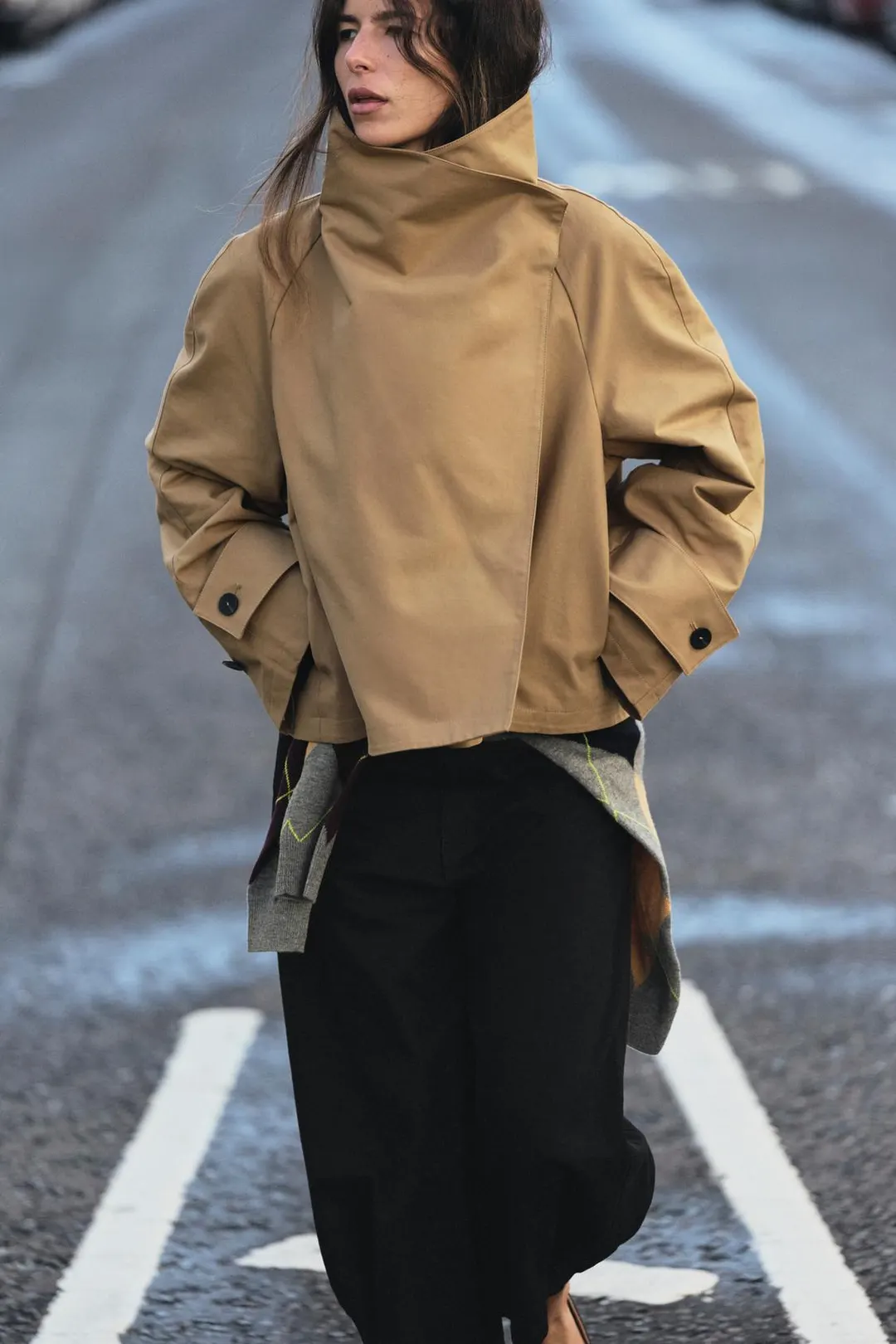 Тренч укороченный с воротником-стойкой ZW Collection, Zara