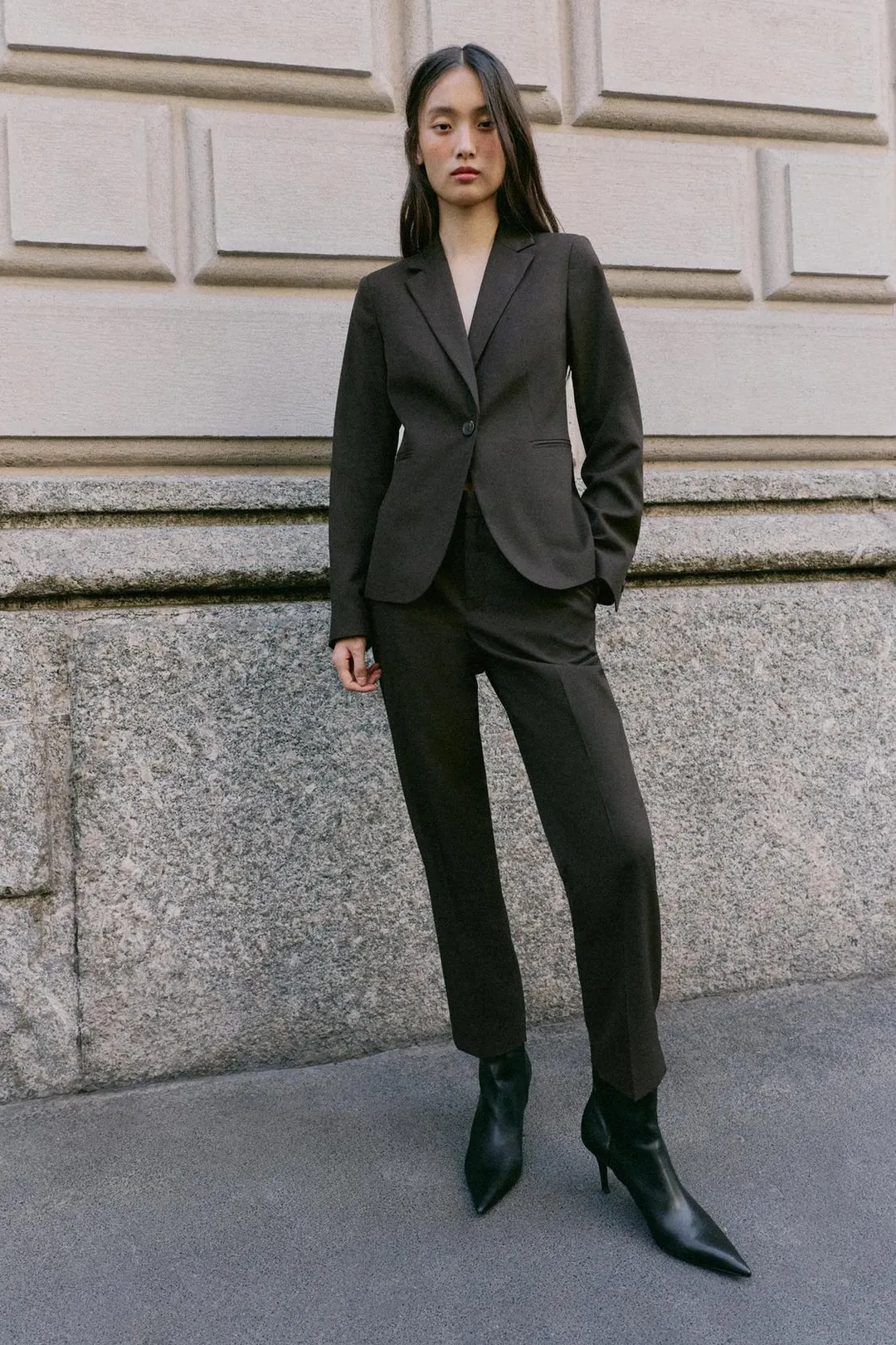 Блейзер костюмного кроя с подплечниками, Zara