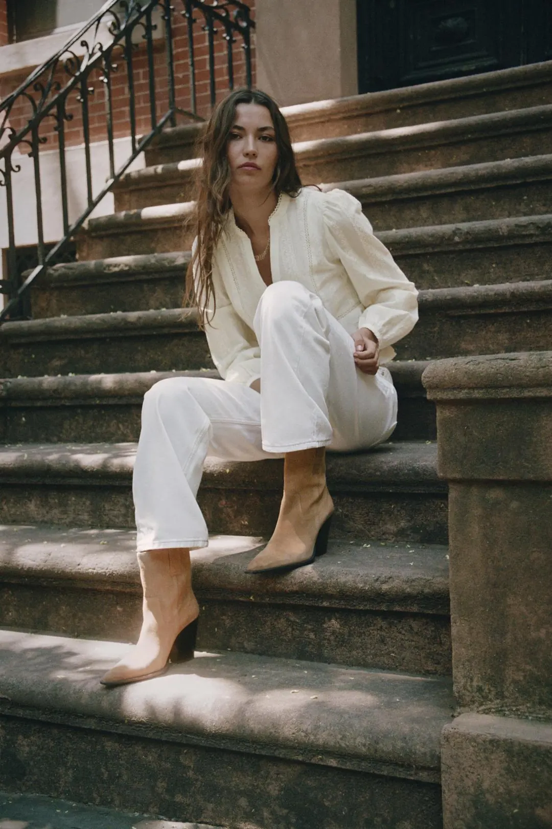 Ковбойские ботильоны из замшевого спилка, Zara
