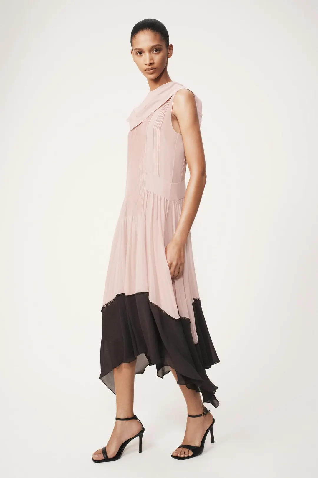 Плиссированное платье The Item, Zara