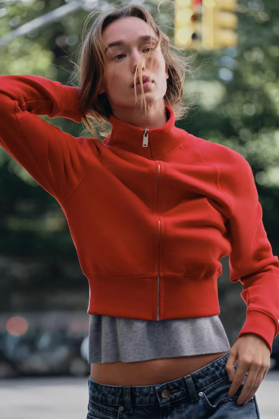 Свитшот с нашивкой сзади, Zara