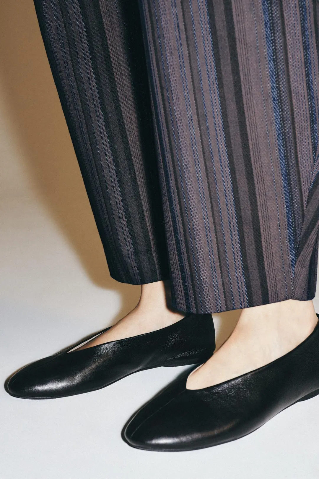Балетки из кожи без каблука, Zara