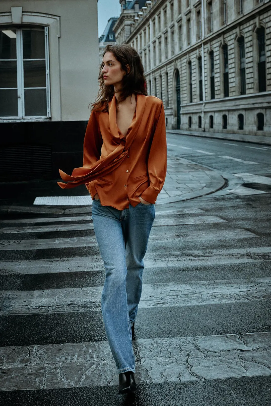 Атласная блузка с бантом, Zara