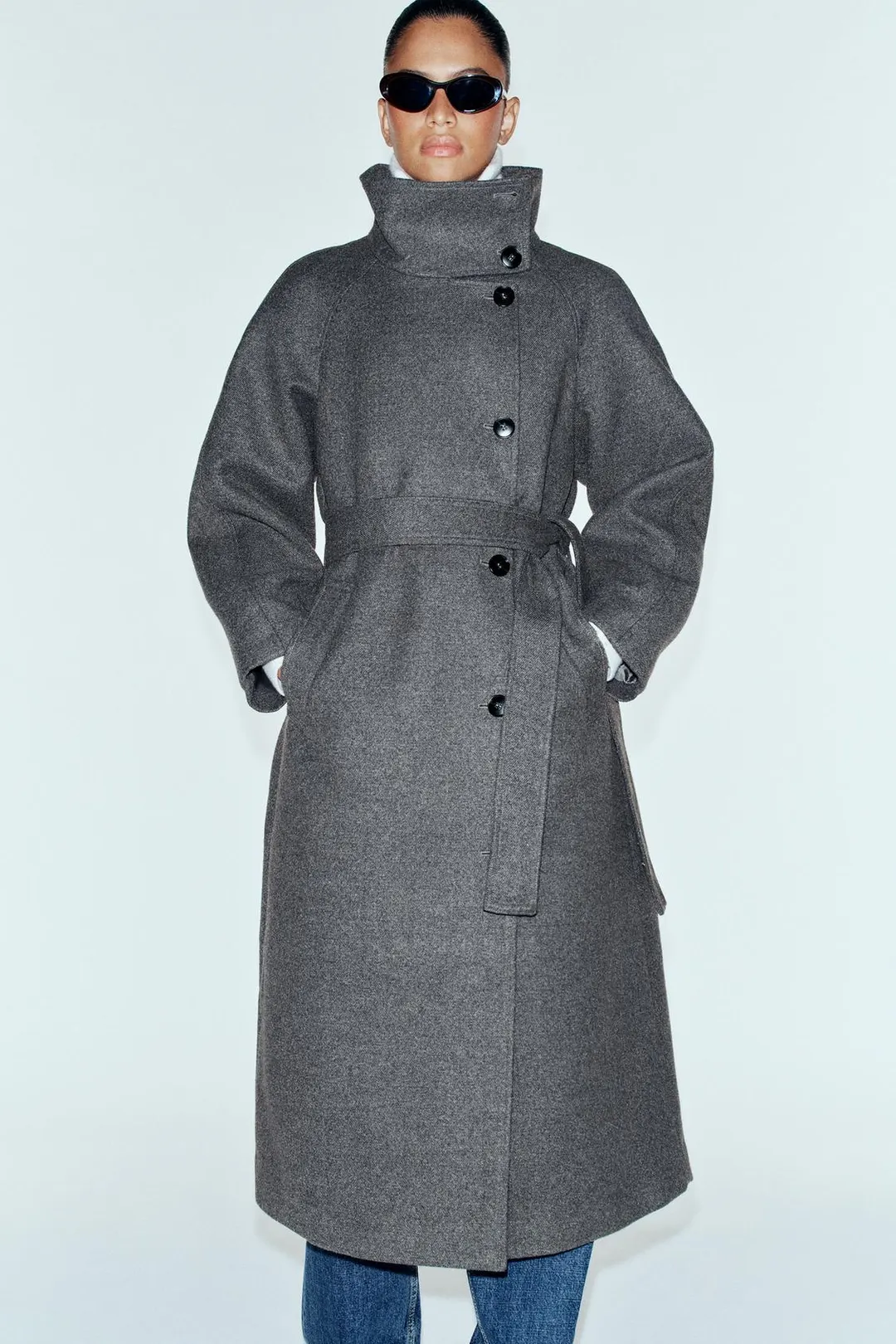 Пальто с высоким воротником и поясом, Zara