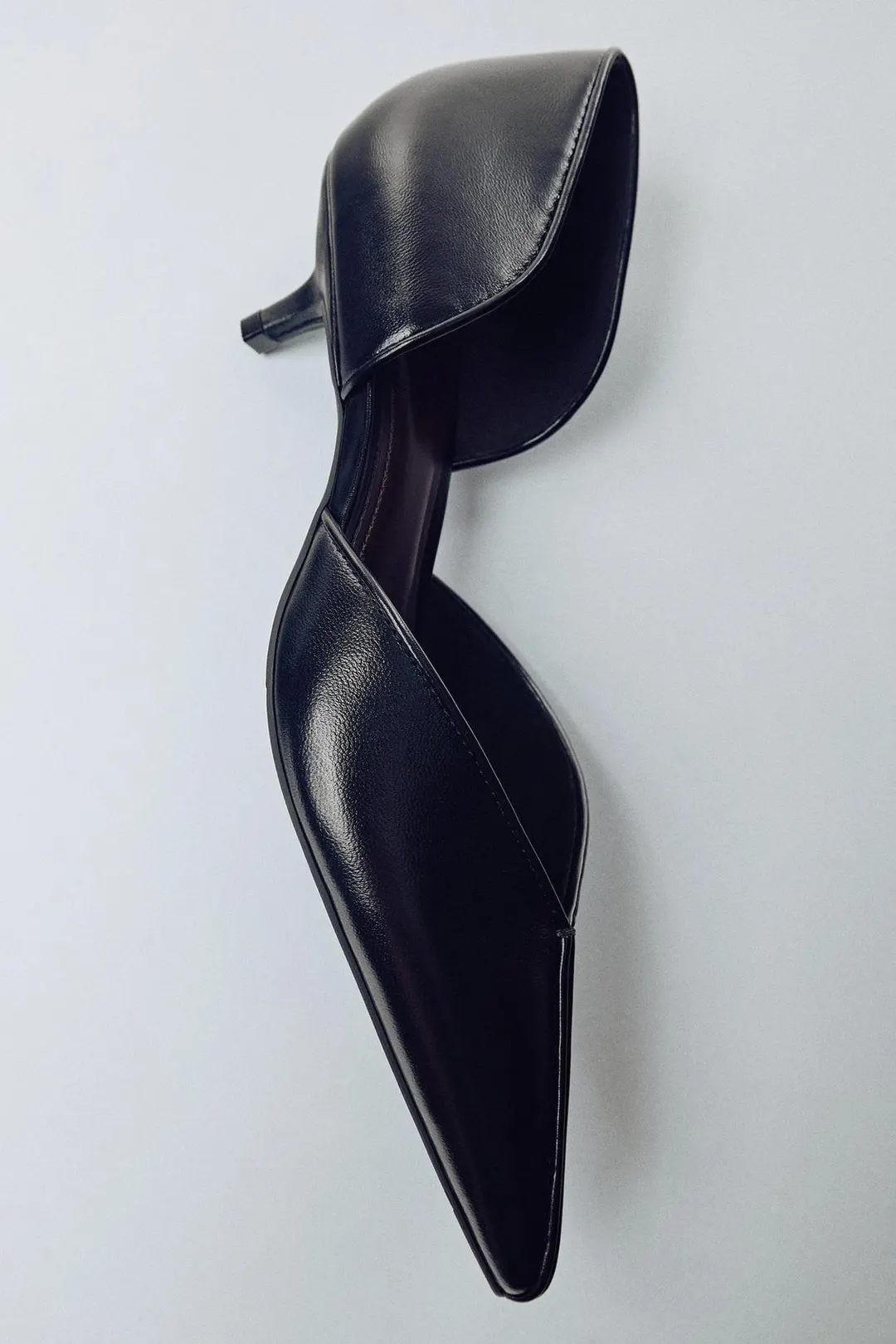 Туфли кожаные на каблуке kitten heel, Zara