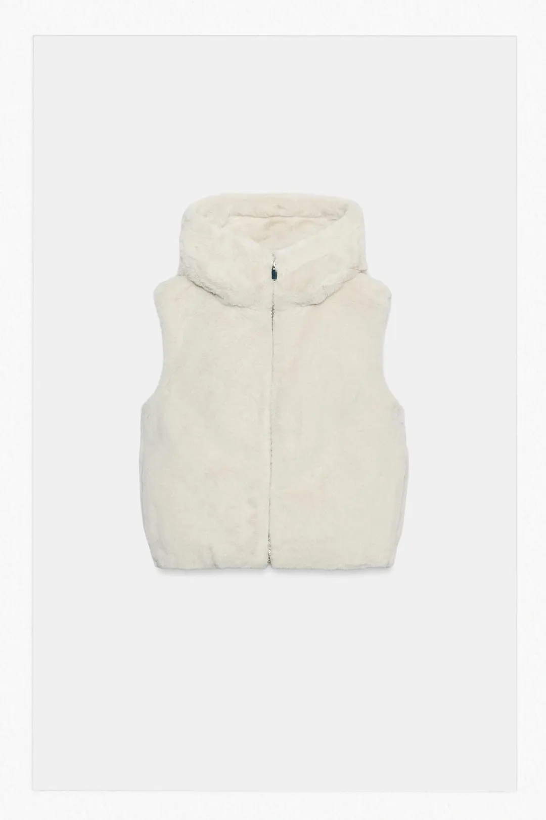 Жилет с капюшоном из искусственного меха, Zara