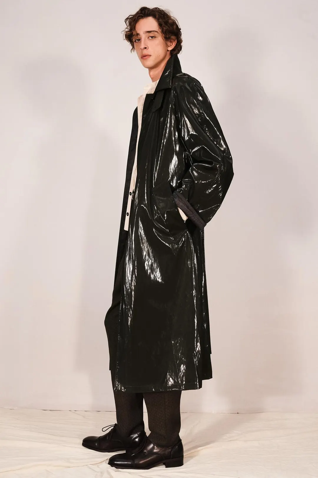 Тренч оверсайз с эффектом металлик, Zara