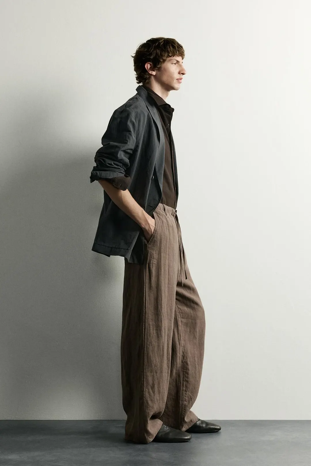 Брюки свободного кроя из 100% льна, Zara
