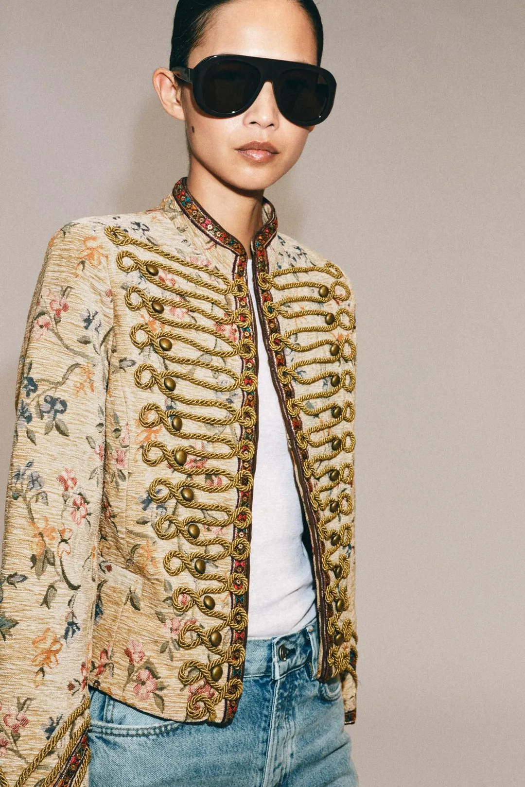Жакет с вышивкой и застежкой на навесные петли ZW Collection, Zara