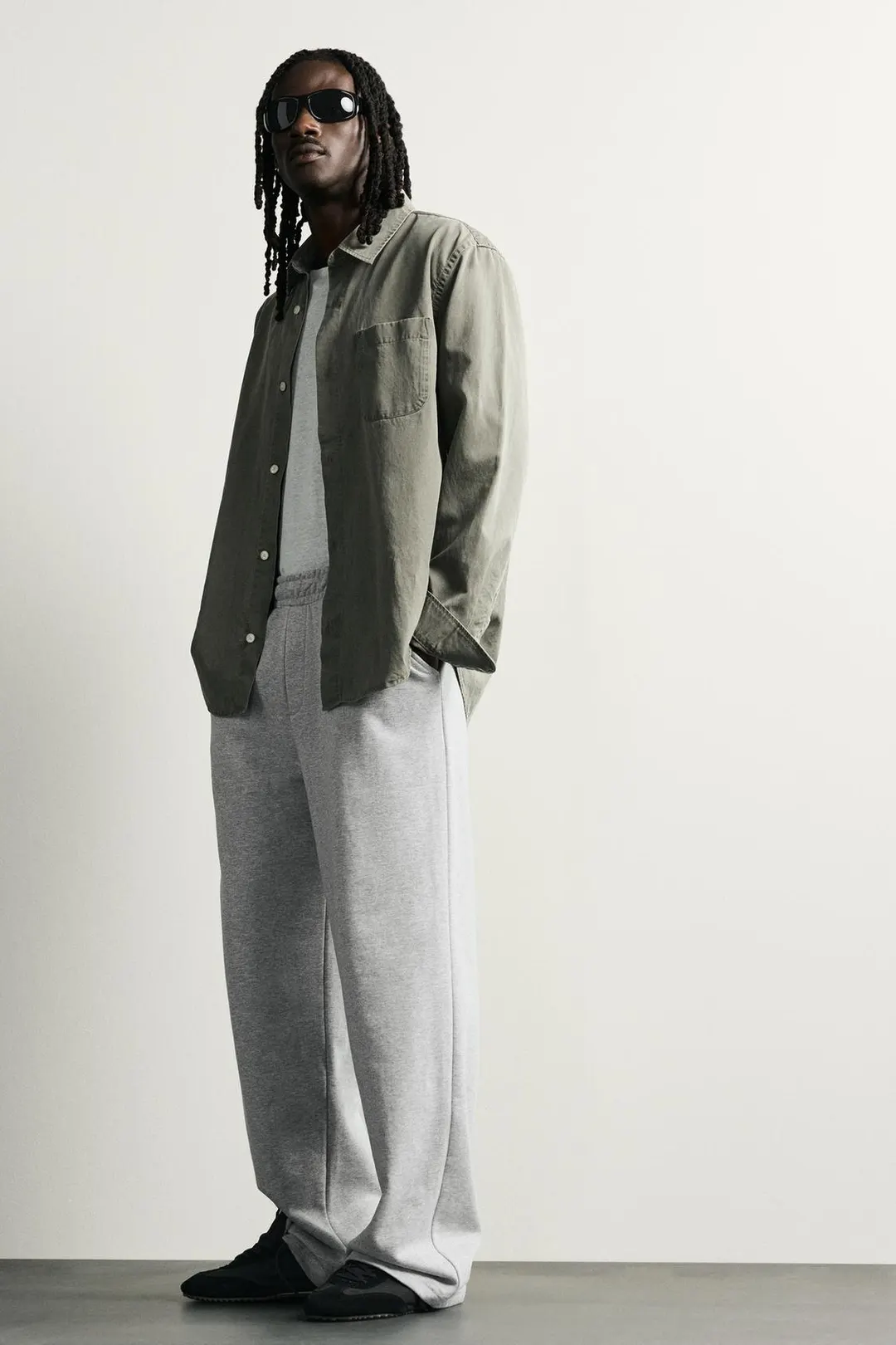 Джоггеры базовые свободного кроя, Zara
