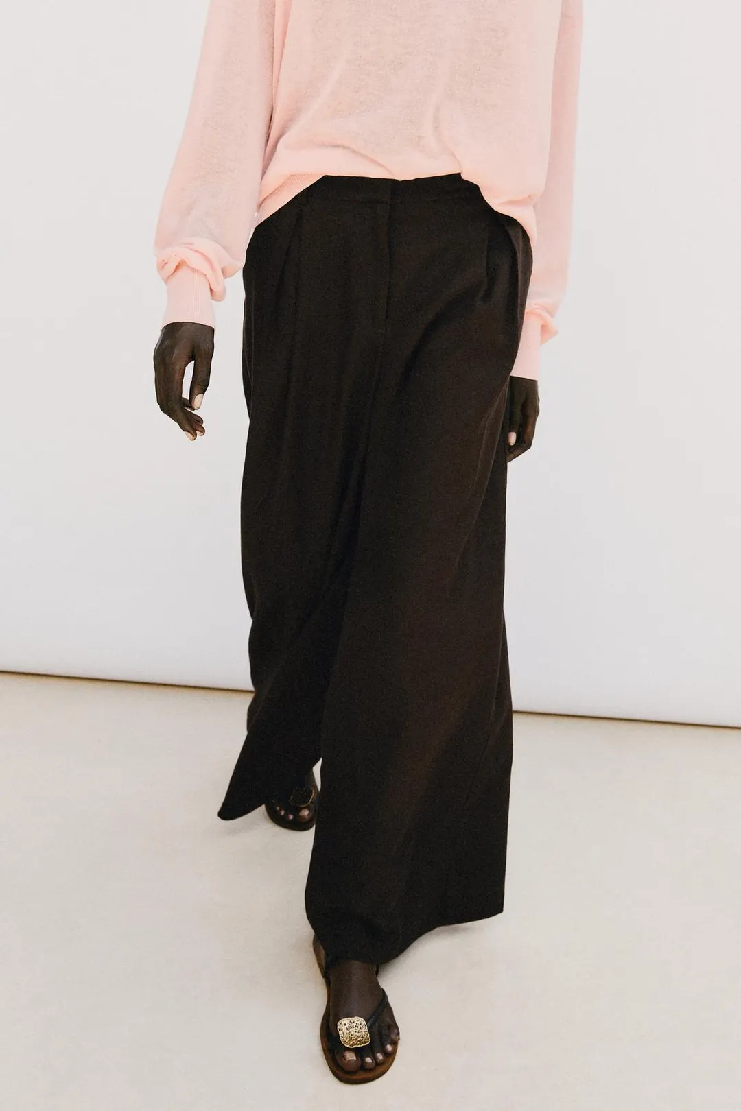 Брюки широкого кроя из смесового льна, Zara