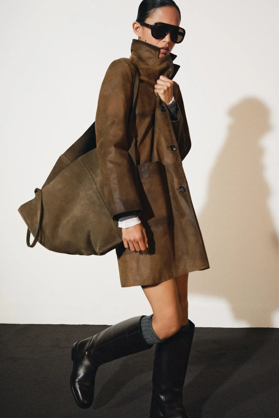 Пальто из 100% кожи ZW Collection Limited Edition, Zara