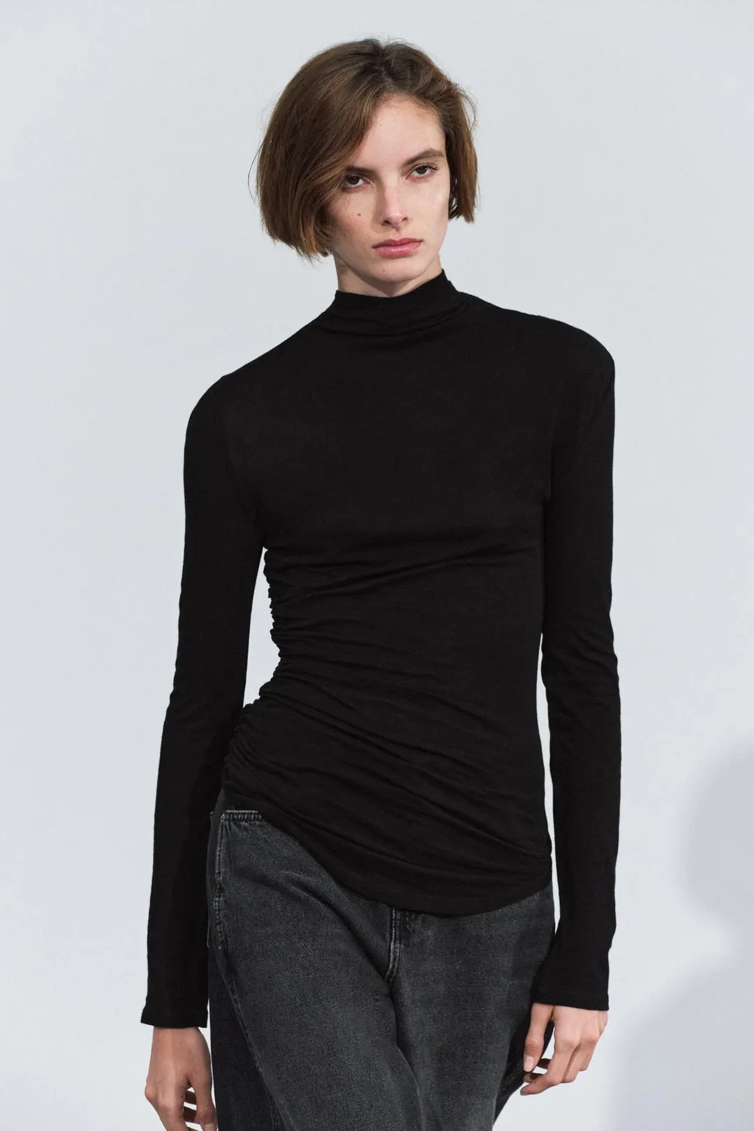 Топ со сборками и высоким воротником, Zara