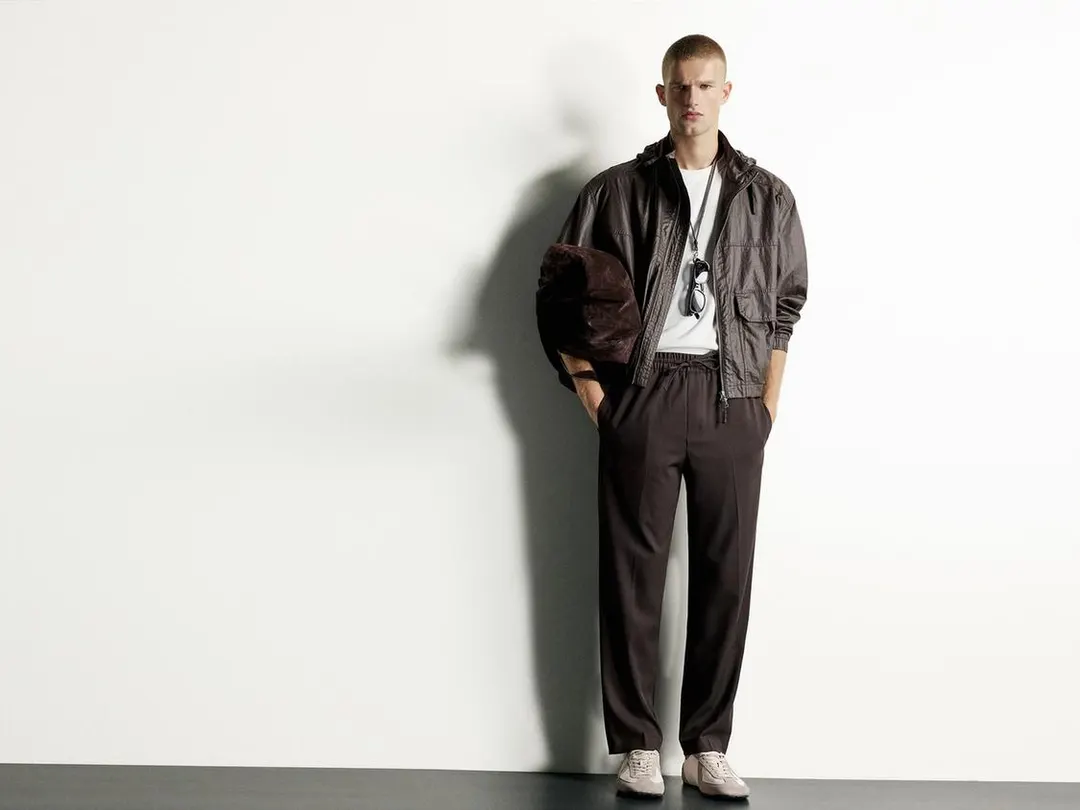 Брюки комфортного кроя с эластичным поясом, Zara