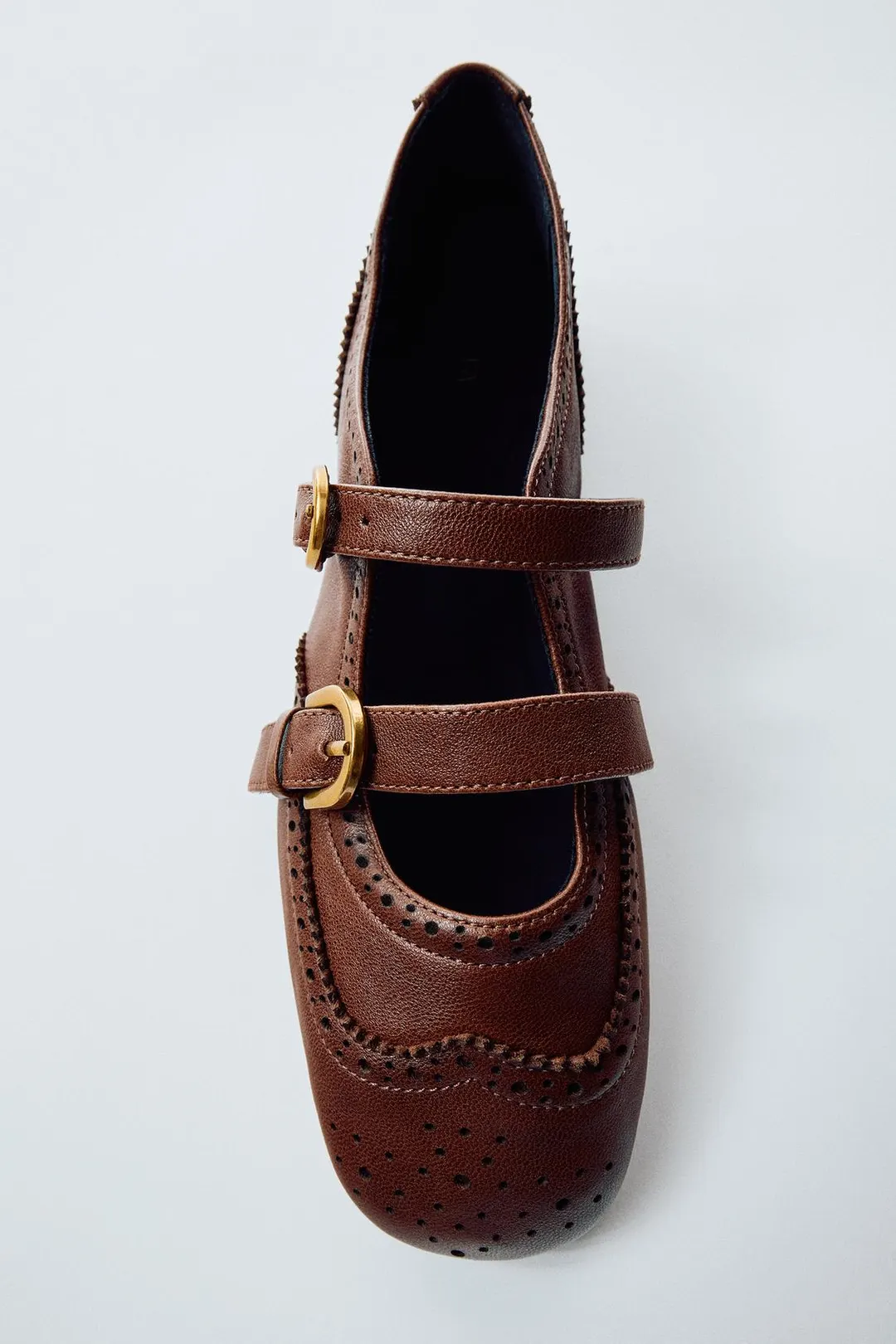 Кожаные балетки, Zara