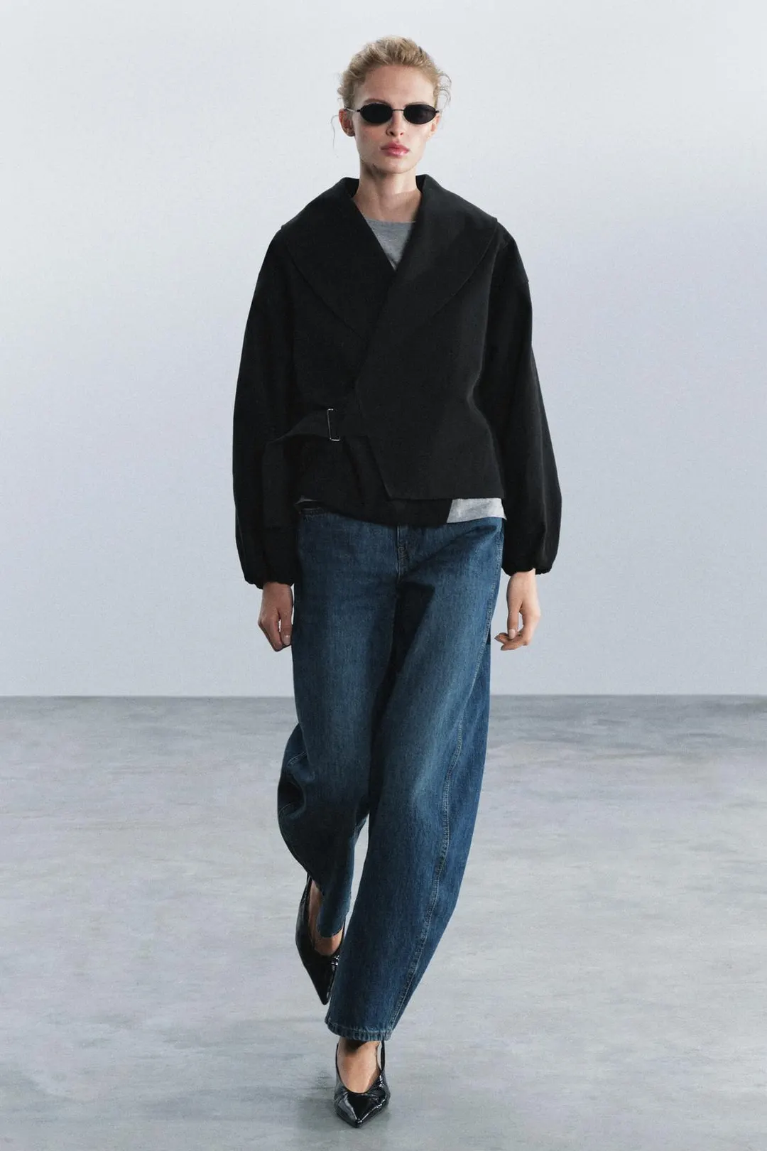 Укороченная куртка с пряжкой ZW Collection, Zara