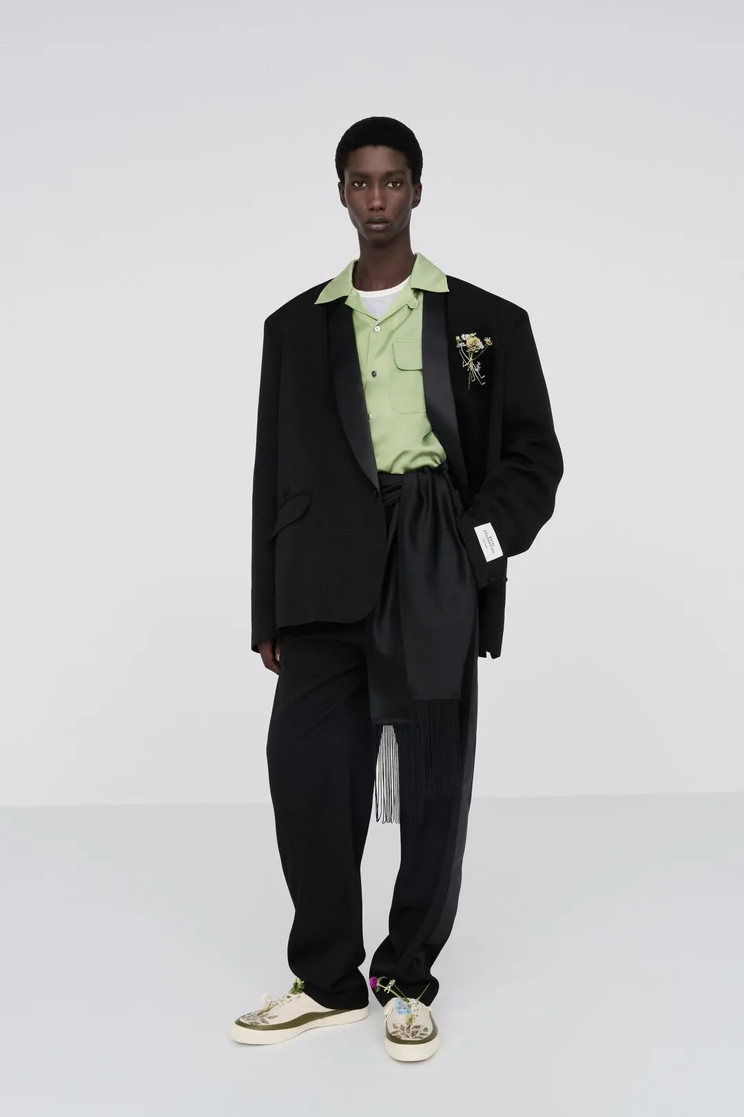 Костюмные брюки в стиле смокинга из 100% шерсти, Zara