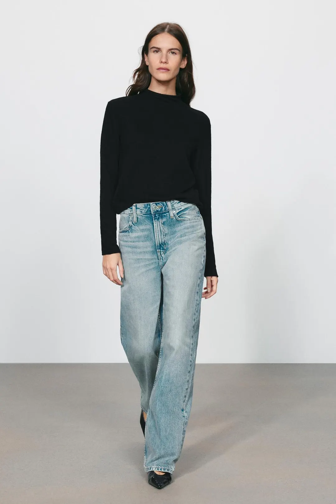Свитер с высоким воротником из 100% особо мягкой шерсти, Zara