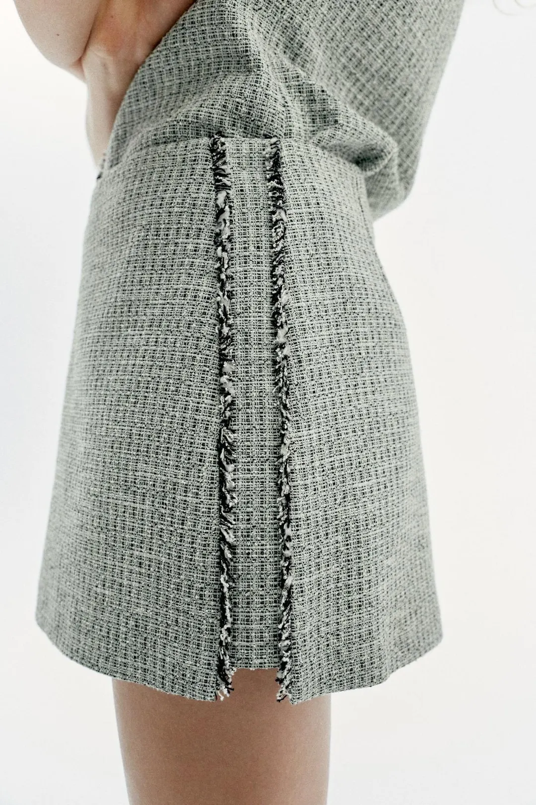 Юбка мини фактурная с бахромой, Zara